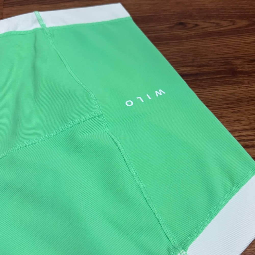 Wilo the label L Green and White Athletic Bike Shorts - Picture 8 of 8